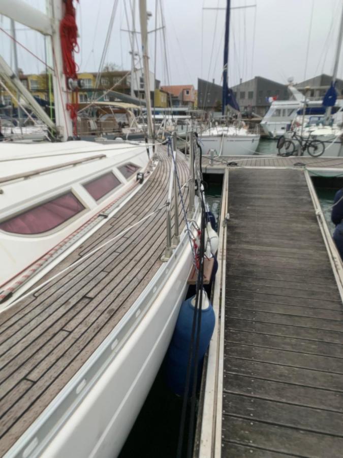 Nuit Sur Un Bateau La Rochelle Hotel La Rochelle  Kültér fotó